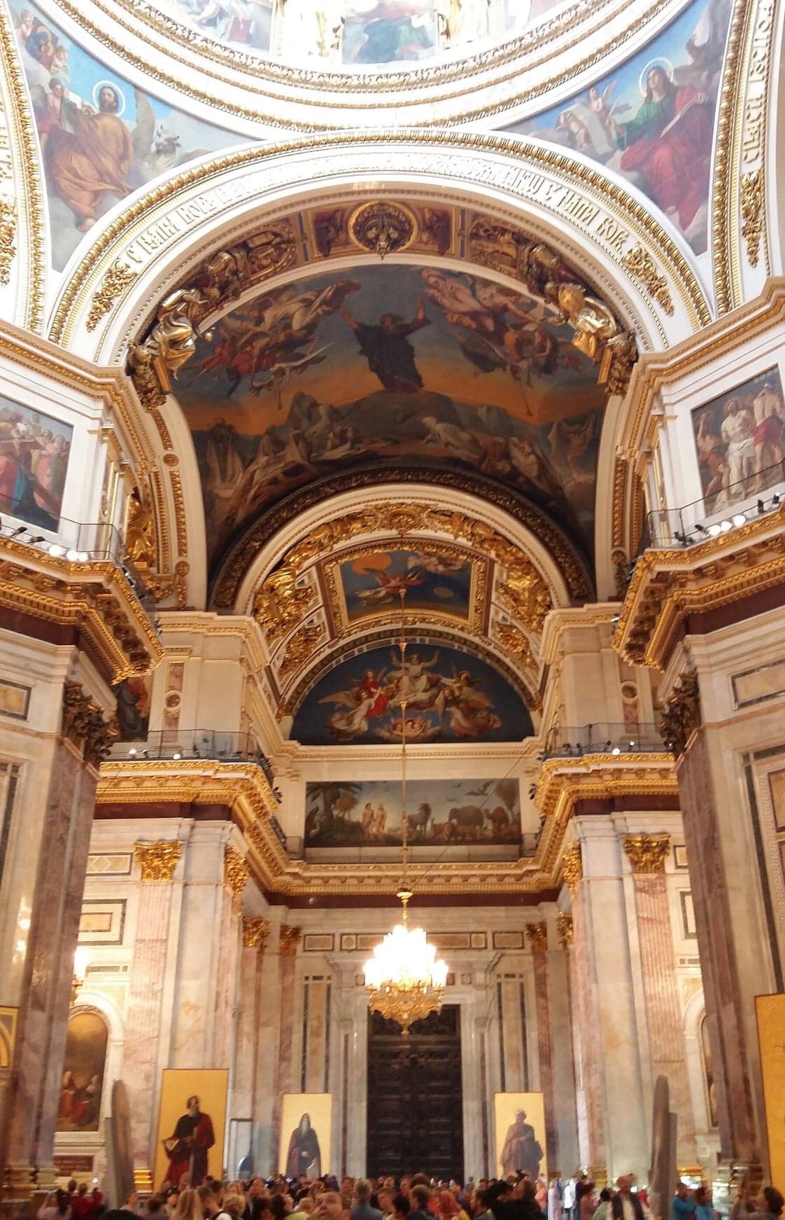 St. Isaac‘s Cathedral in St. Petersburg, Russia